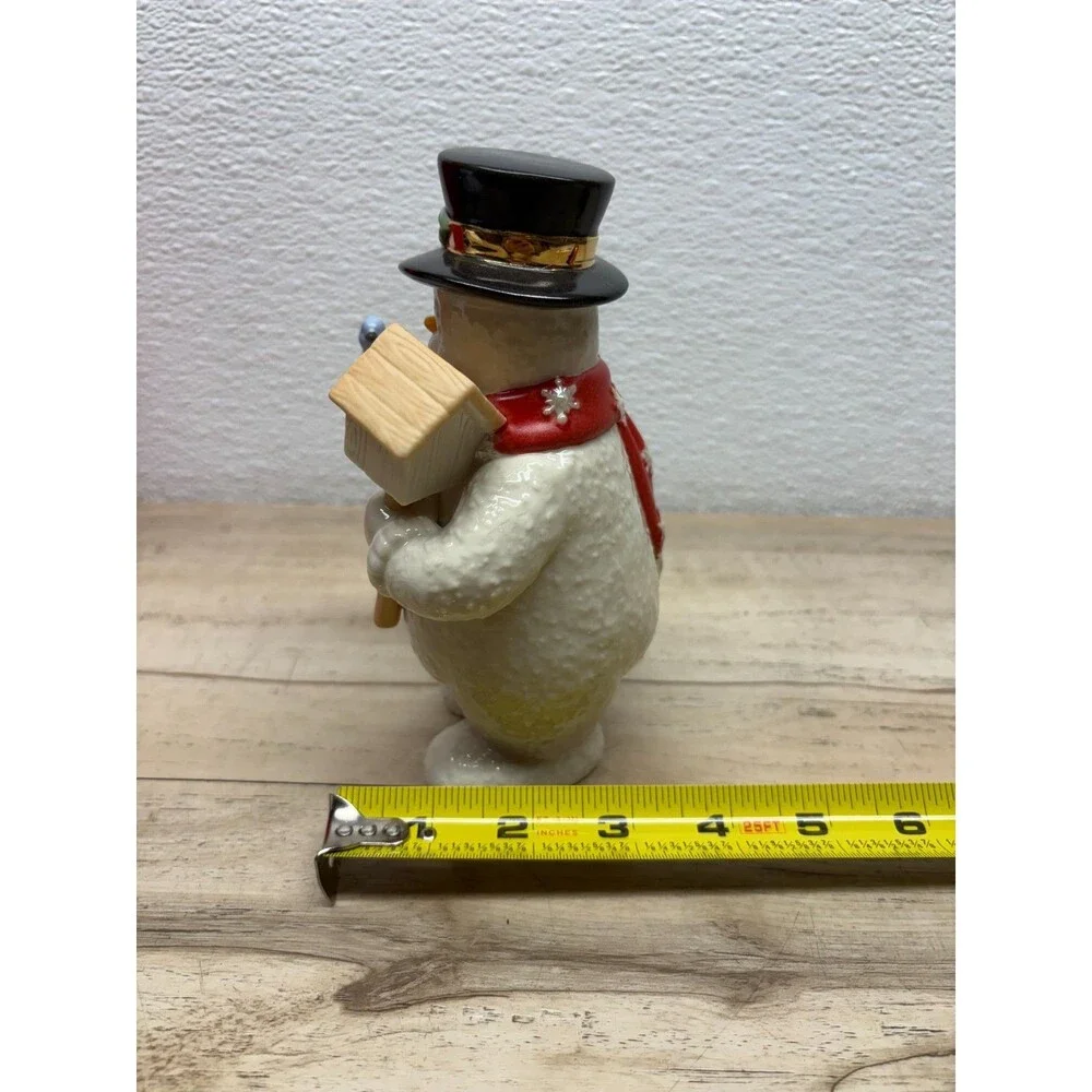 2014 Lenox Annual Snowman Porcelain Figurine